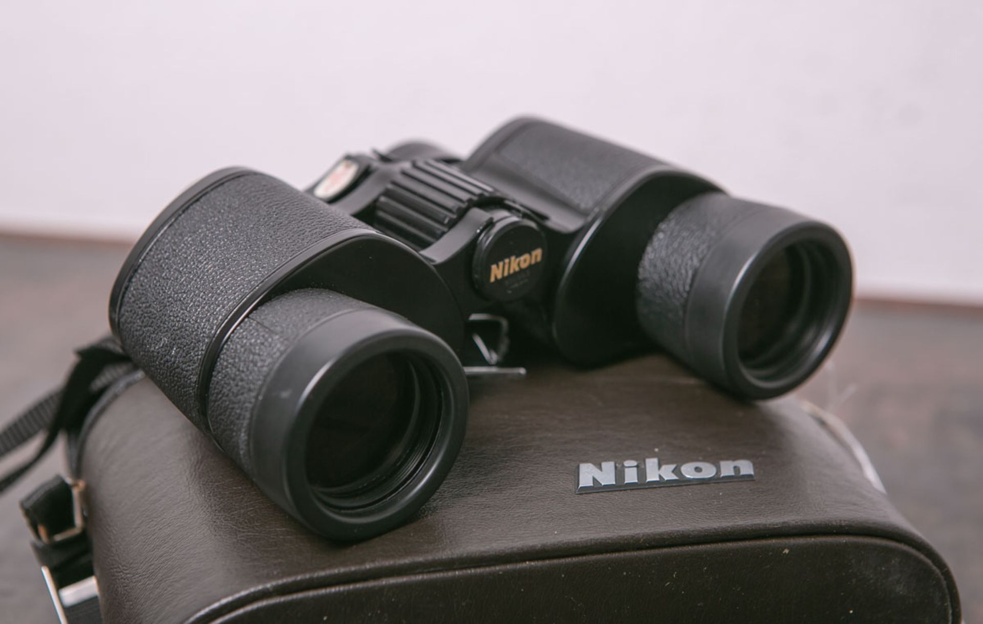Fernglas von Nikon, 8 x 35, 8,2 Wide