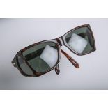 Sonnenbrille "Persol, P00009"