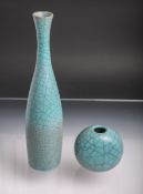 2 Keramikvasen (Unterbodenmarke,