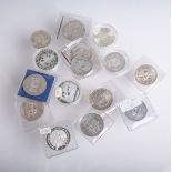 Konvolut von 16 Silbermünzen (versch. Länder u. Jahrgänge)