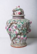 Deckelbodenvase (wohl China, wohl 19. Jh.)