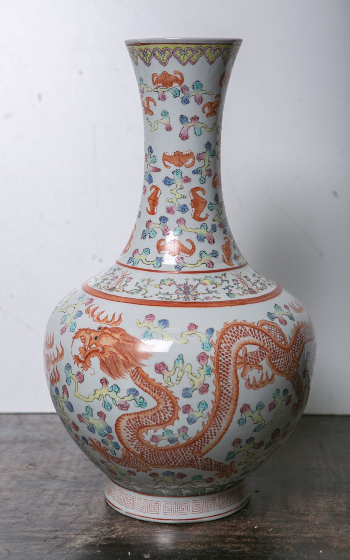 Porzellanvase (China, Alter unbekannt)