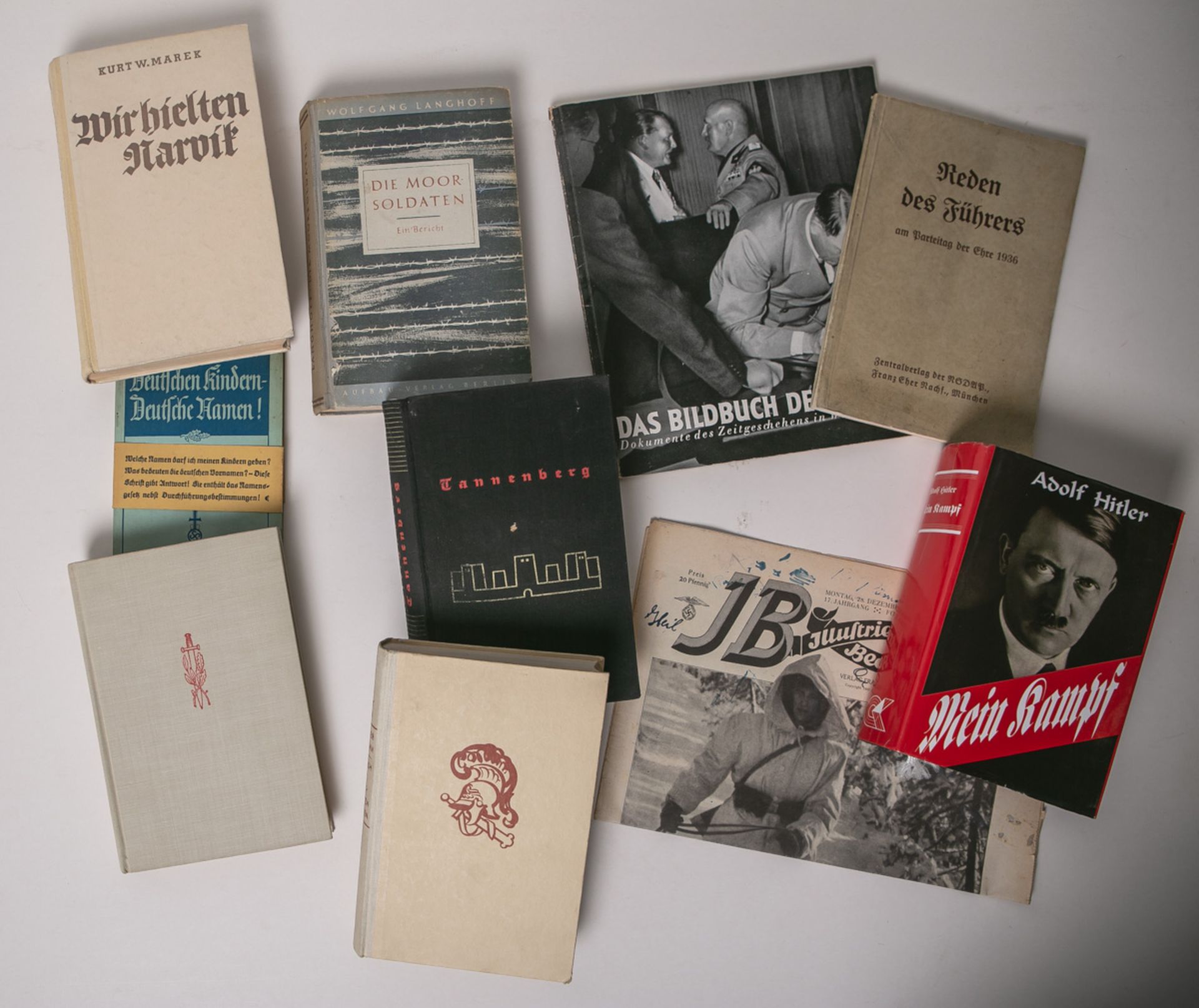 10-teiliges Konvolut von Büchern/Alben/Zeitungen (Drittes Reich)