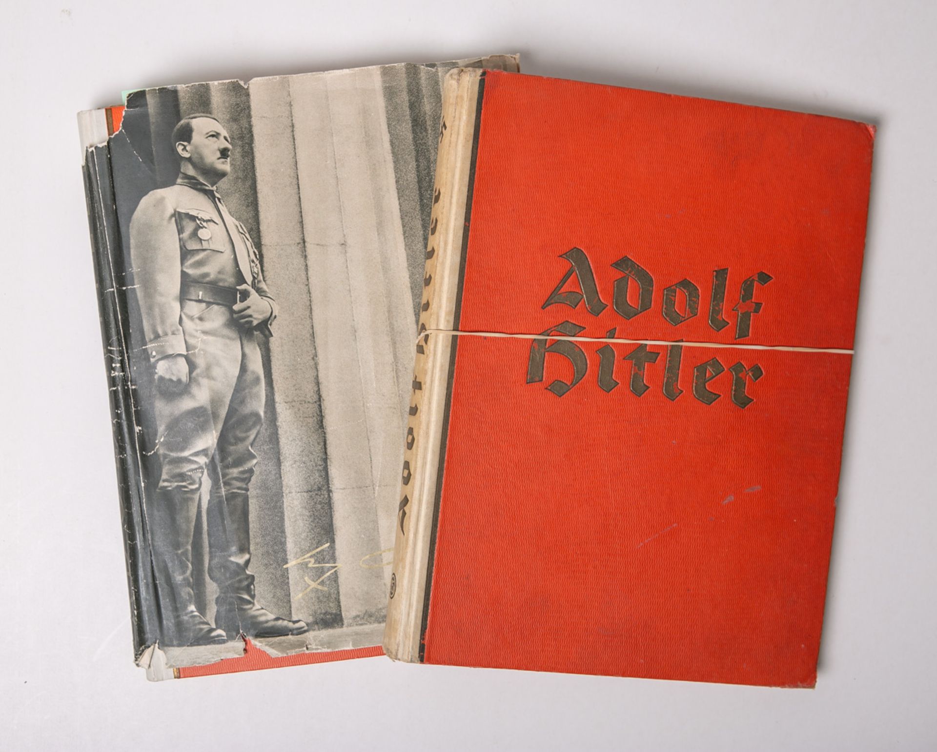 Konvolut von 2 Zigarettenbilderalben "Bilder aus dem Leben des Führers"