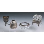 Konvolut von 4 versch. Dekoteilen 800 u. 835 Silber, bestehend aus: 1x Kerzenhalter aus klarem Glas