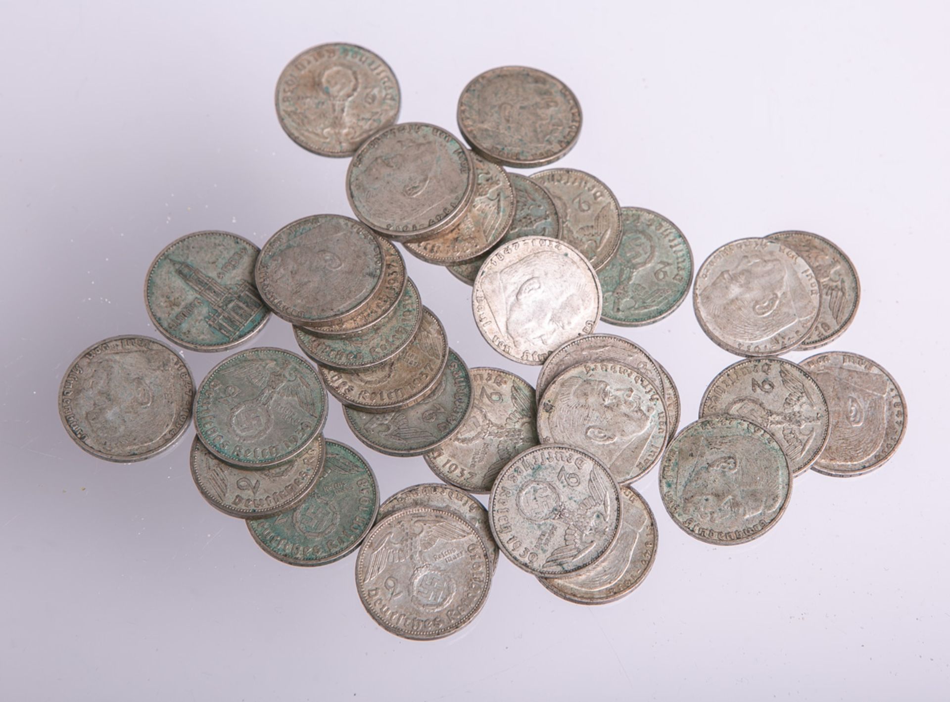 32-teiliges Konvolut von 2-RM-Münzen (Drittes Reich) - Bild 2 aus 2