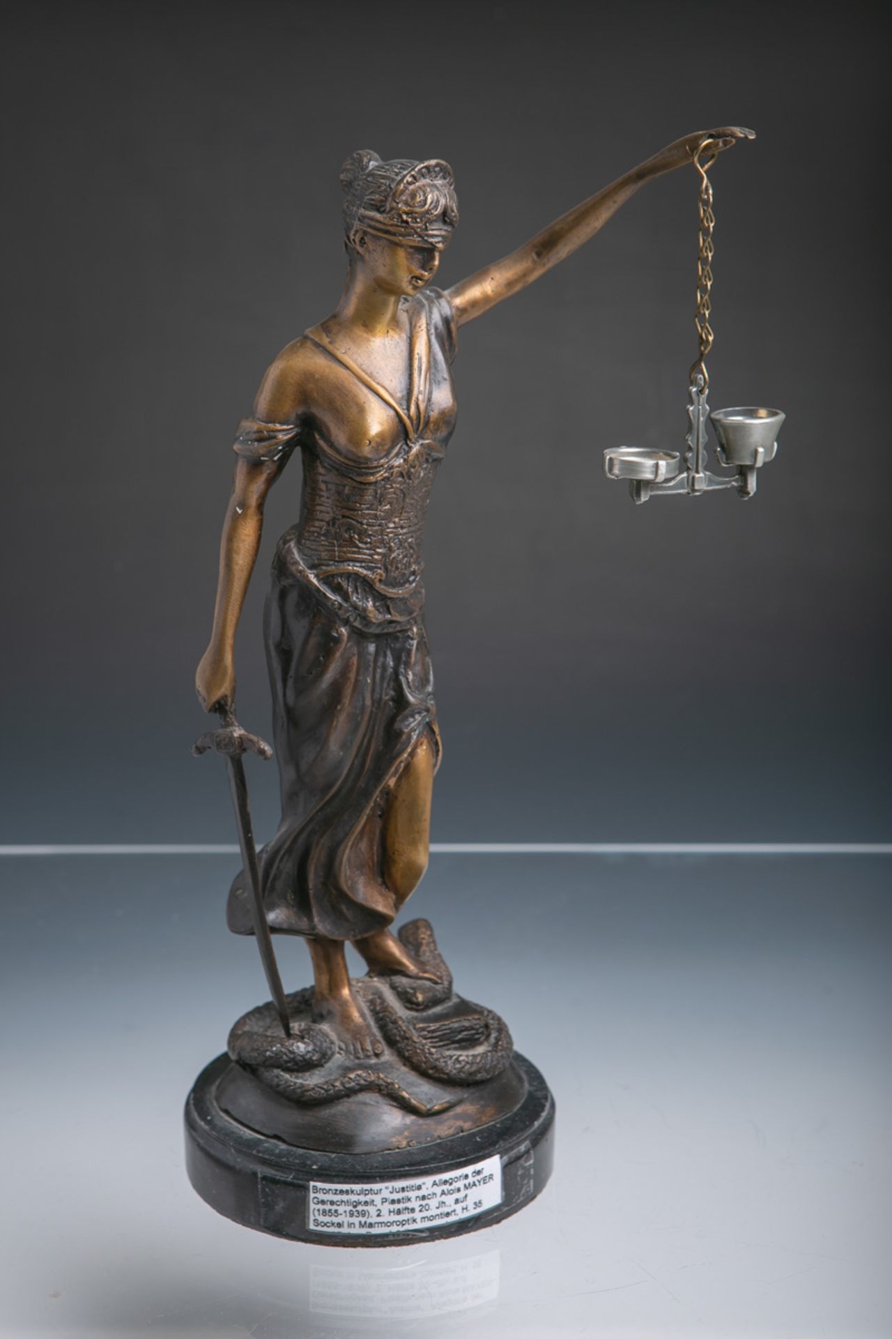 Unbekannter Künstler (2. Hälfte 20. Jh.), Bronzeskulptur "Justitia" nach Alois Mayer (1855 - 1939)