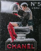 Doppelseitiges Werbeschild aus Pappe "Chanel Nr. 5 L'eau"