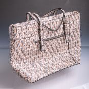 Handtasche von "Guess" (China)