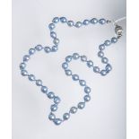 Hellblaue Perlenkette, Semi - Baroque