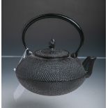 Teekanne (wohl 19./20. Jh.) gußeiserner schwarzer Teepott