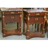 2 gleiche Chiffoniers im Empire-Stil (19./20. Jh.)