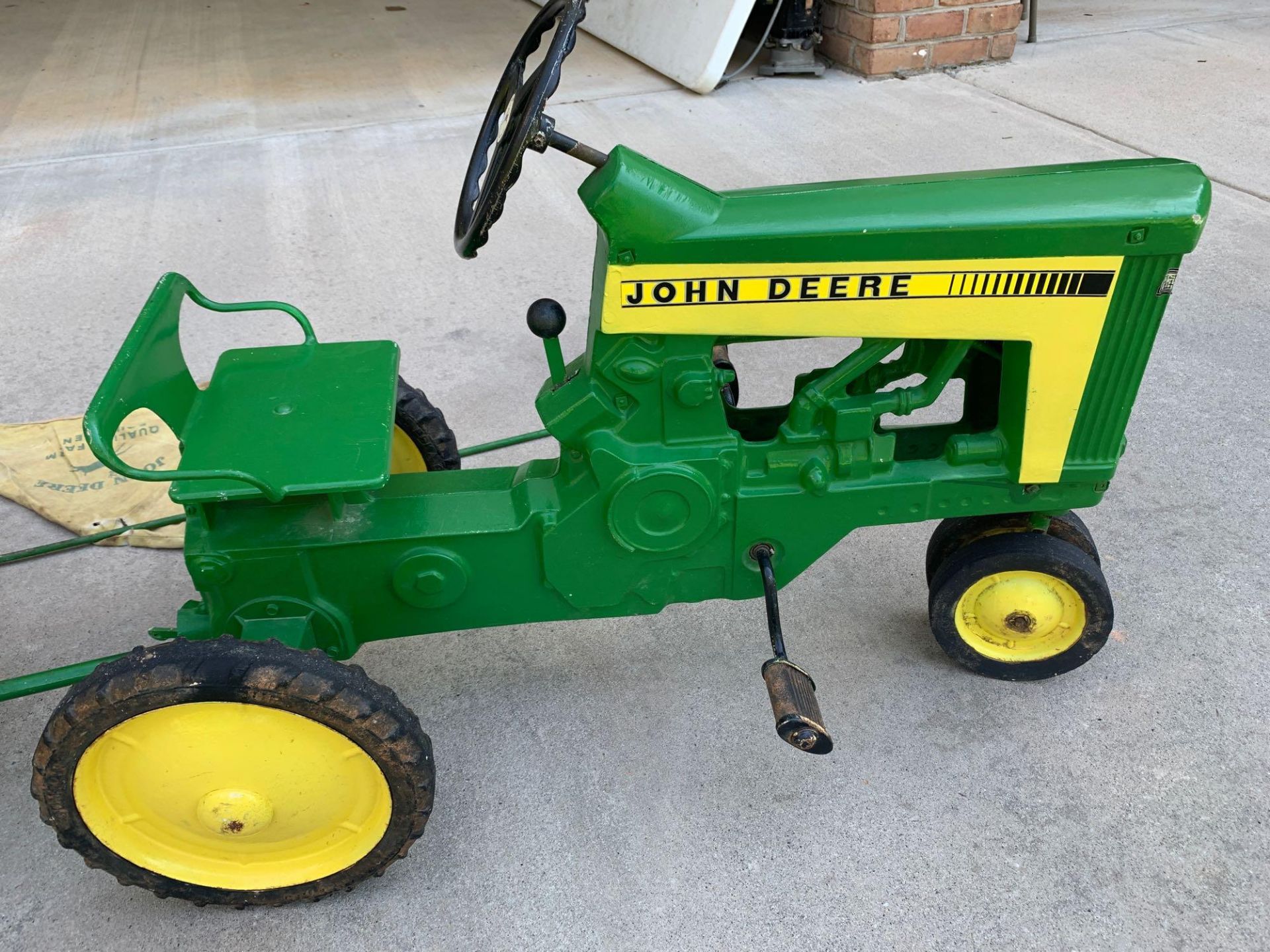 1960 John Deere Pedal Tractor w/Trailer & Umbrella - Image 2 of 4