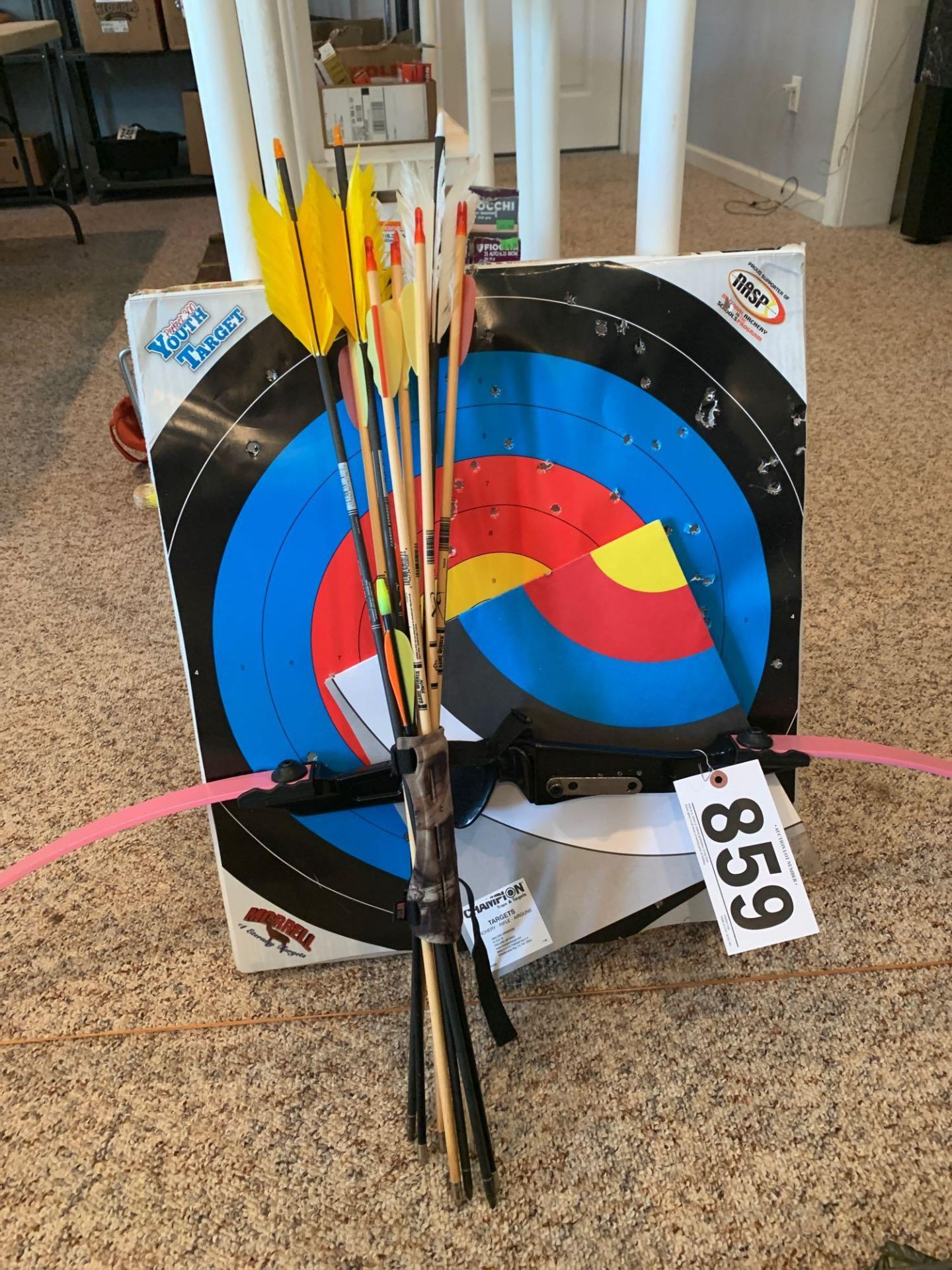 Bows / Arrows / Targets - Image 2 of 2