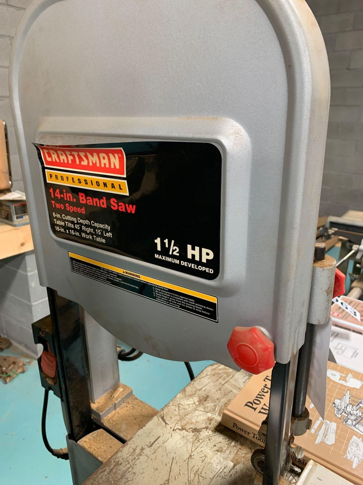 Craftsman 14" 2-Speed Bandsaw 1.5HP - Image 2 of 2