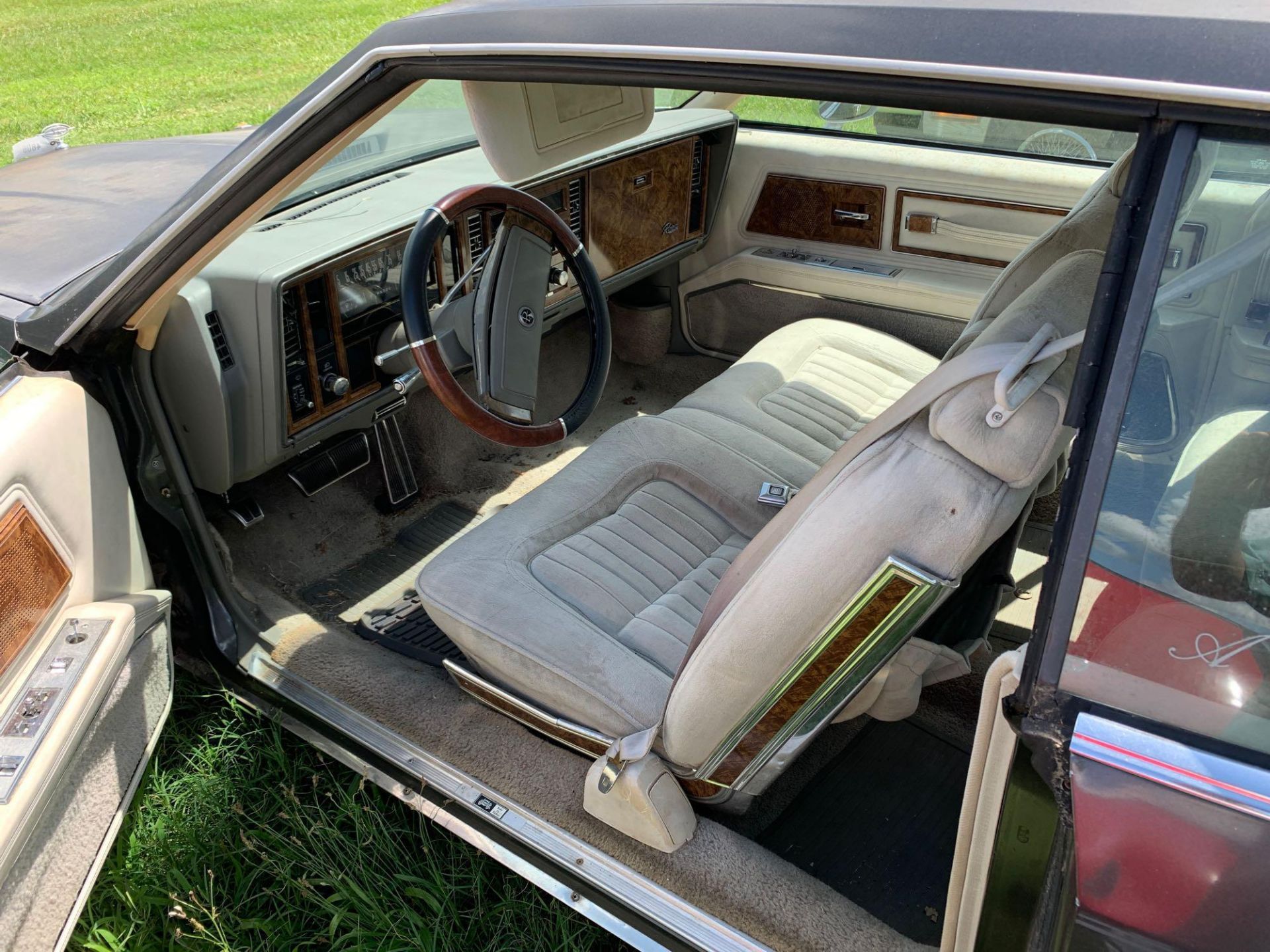 1979 Buick Riviera Coupe - Image 15 of 26