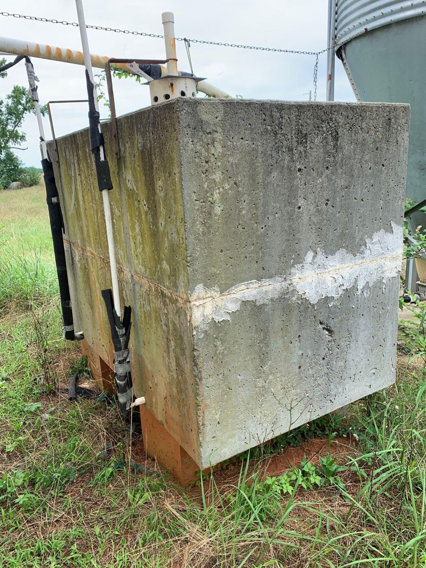 Concrete Water Tank - Approx 6'Wx4'Dx5'H on Stand