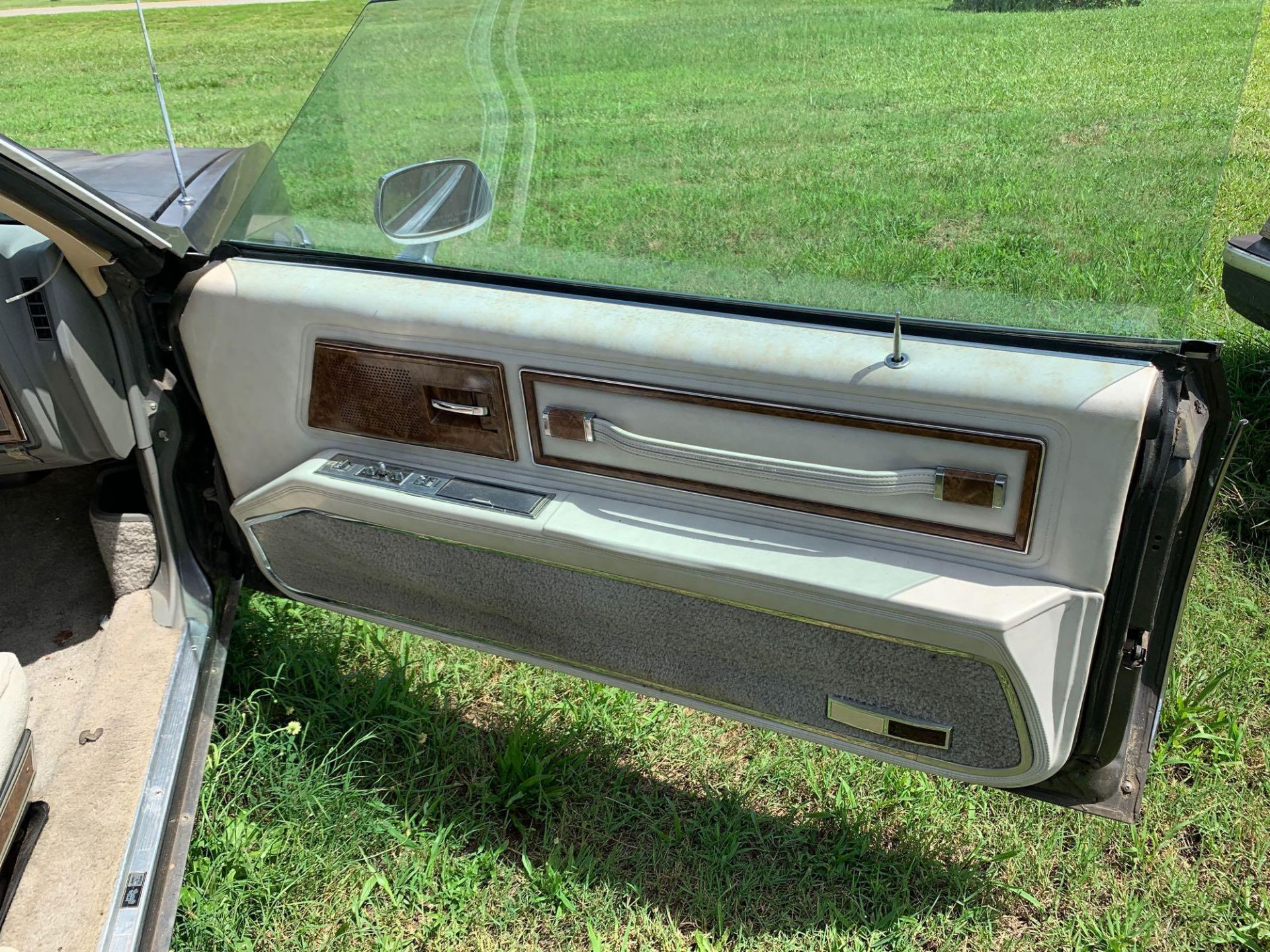 1979 Buick Riviera Coupe - Image 26 of 26