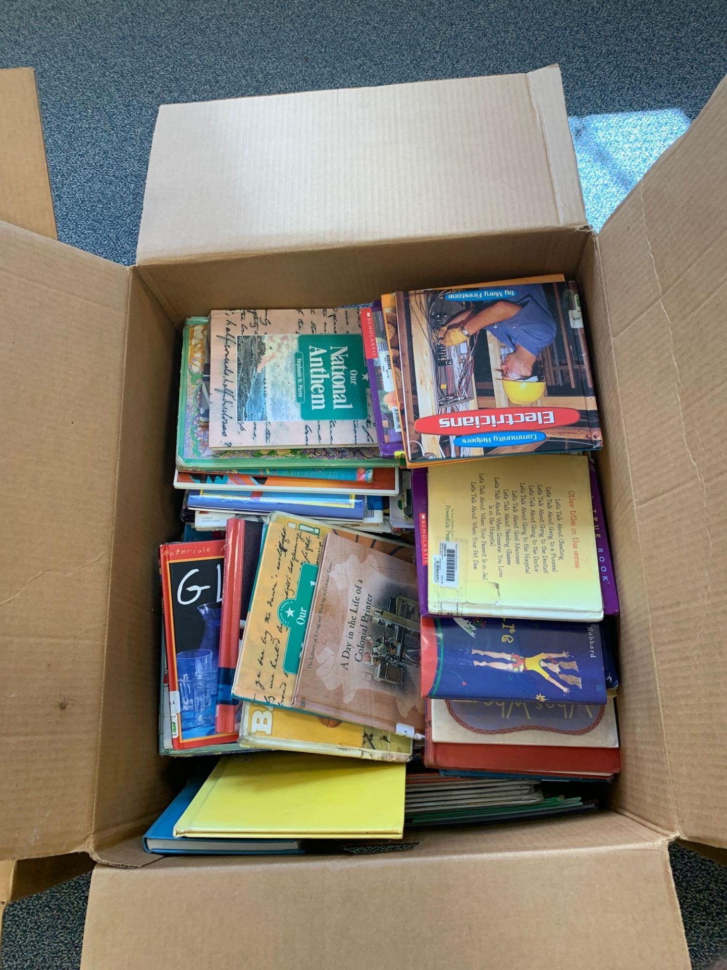 Lot Misc Books & Teaching Materials - Library - Image 3 of 6