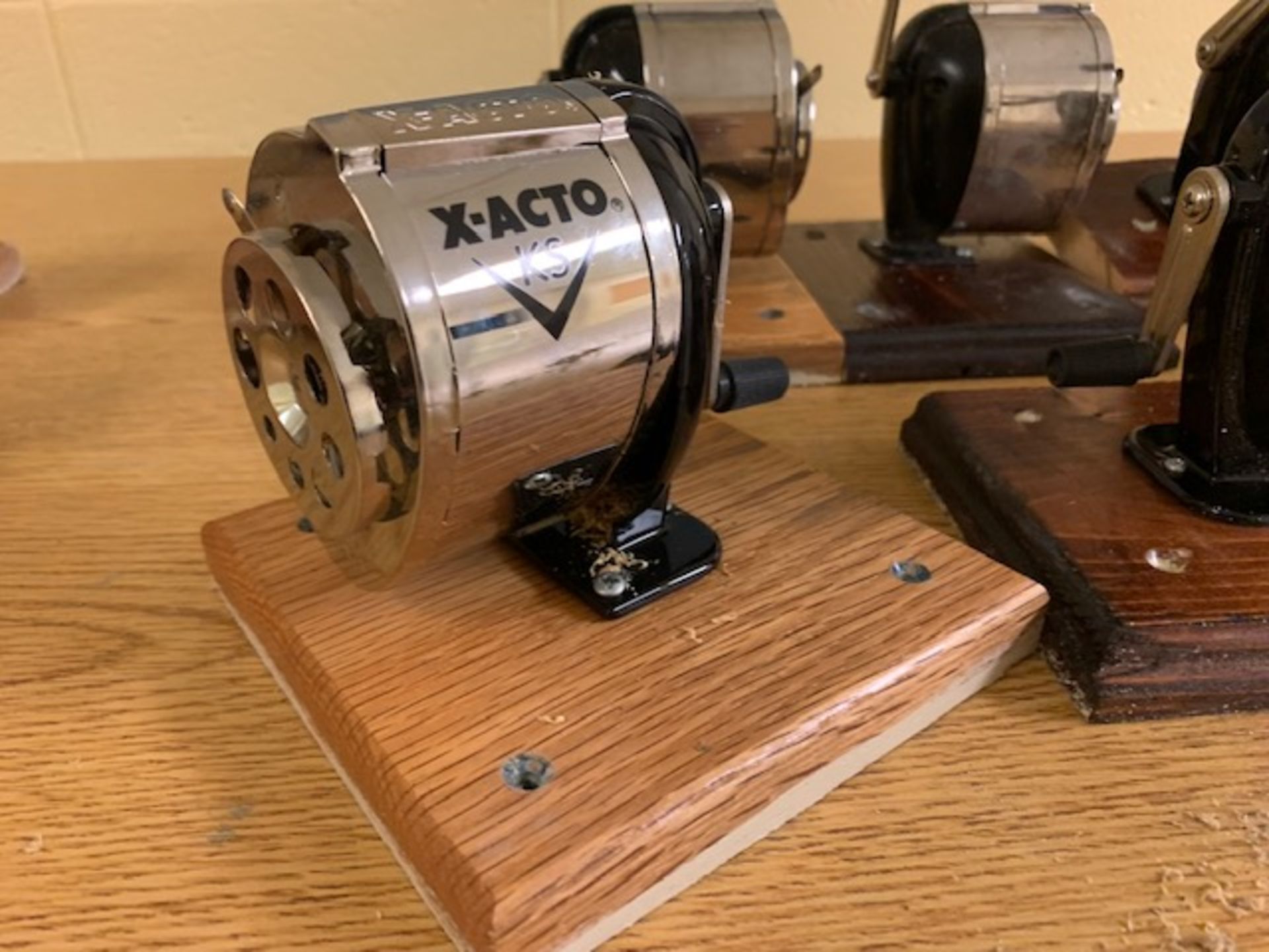 X-ACTO pencil sharpener - Image 5 of 5