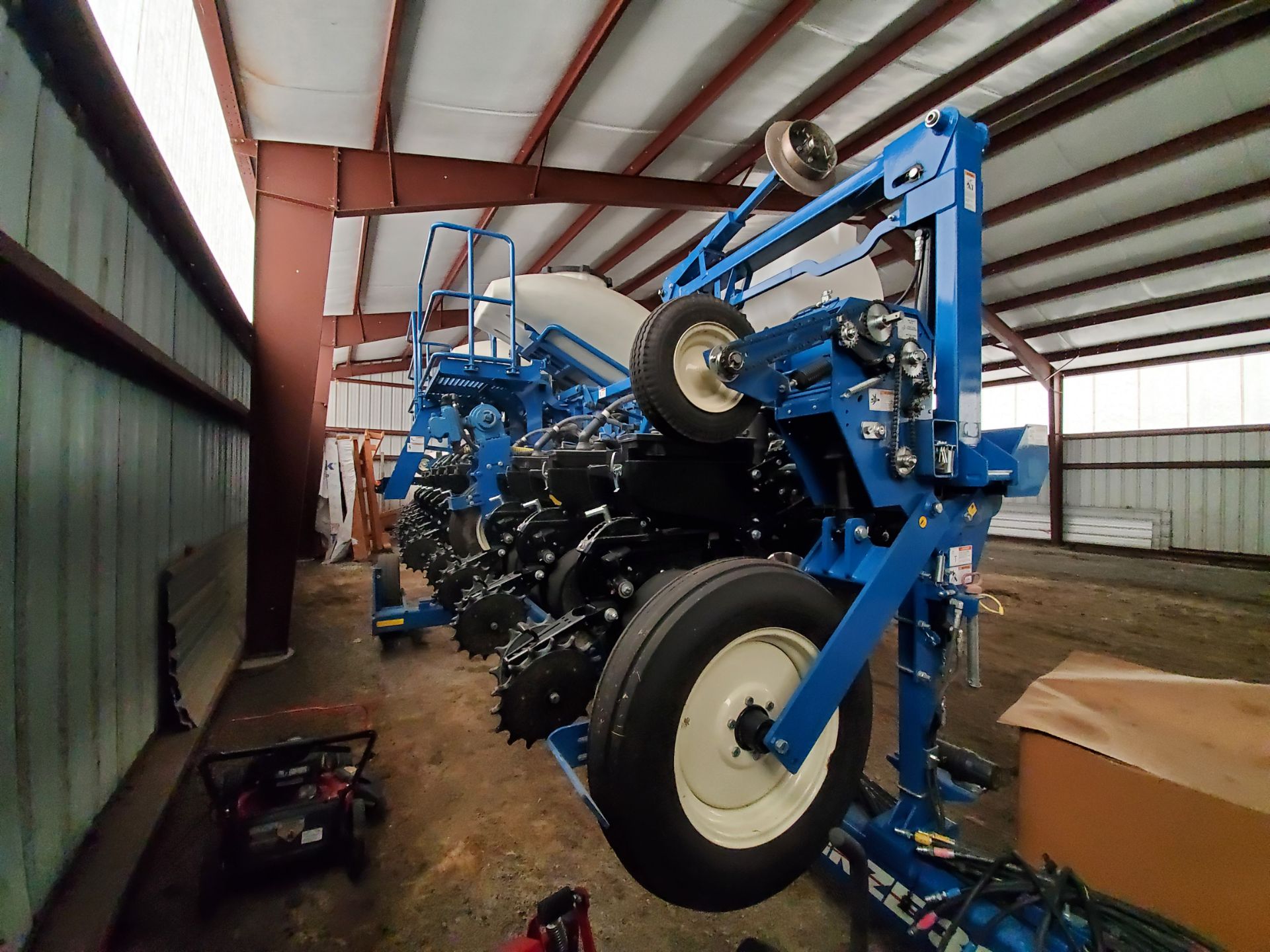 2019 Kinze 3600 Planter - Image 3 of 12