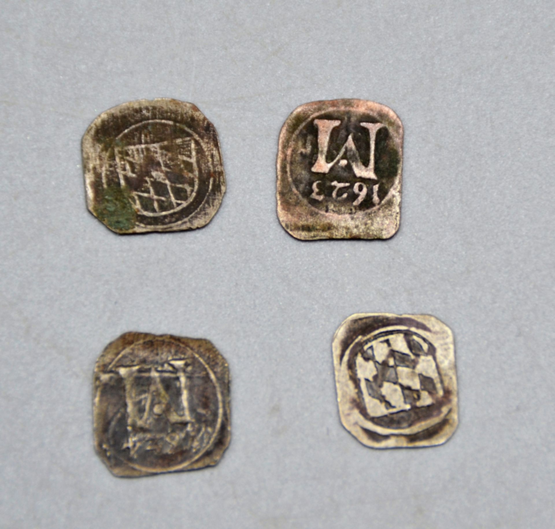 Konvolut Pfennige Herzogtum Kurfürstentum Bayern 4-teilig, darunter 2x 1 Pfennig 1623, 1 Pfennig 16 - Bild 2 aus 2