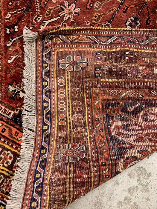 A Large Rug (161 cm x 262 cm) - Image 11 of 12