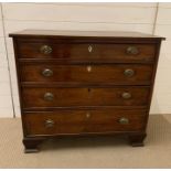 A mahogany chest of drawers with ring handles (H80cm W90cm D46cm)
