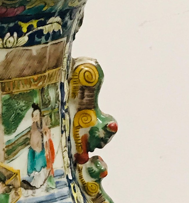 A large vase of slightly ribbed baluster form and folded rim with 'Famille verte' enamelled - Image 5 of 9