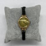 A 9ct gold ladies watch (Approx weight 8g)