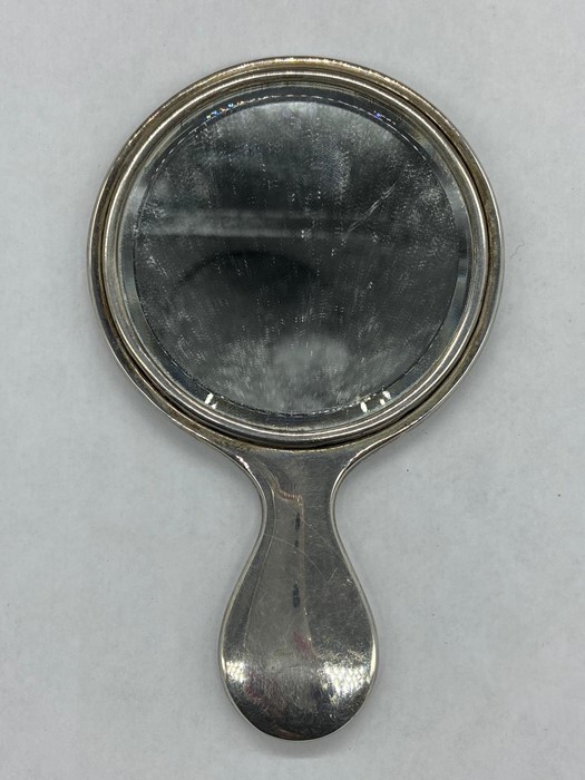 A Hallmarked silver backed hand mirror and brush - Image 3 of 4