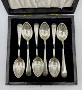 A Boxed set of Silver teaspoons, by OW & S hallmarked for Sheffield 1927