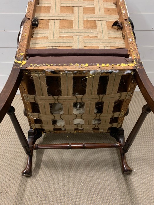 An Edwardian Mahogany arm chair in the style of Whytock and Reid. - Image 3 of 5