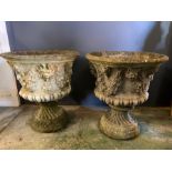 A pair of stone garden planters with lion head decoration (H58cm Dia53cm)