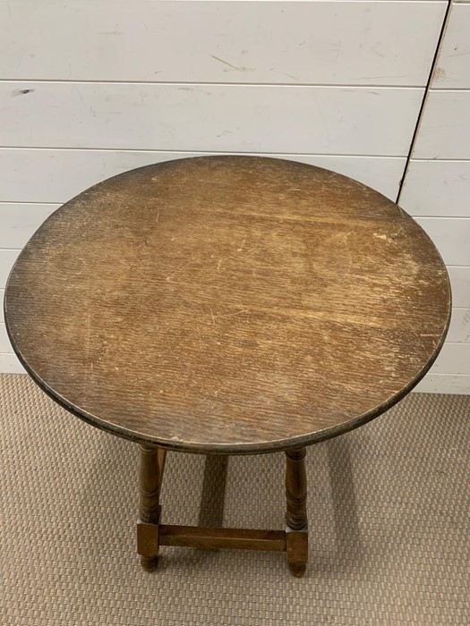 An oak circular table (H78cm Dia60cm) - Image 2 of 2