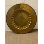 A large brass wall hanging plate (Dia77cm)