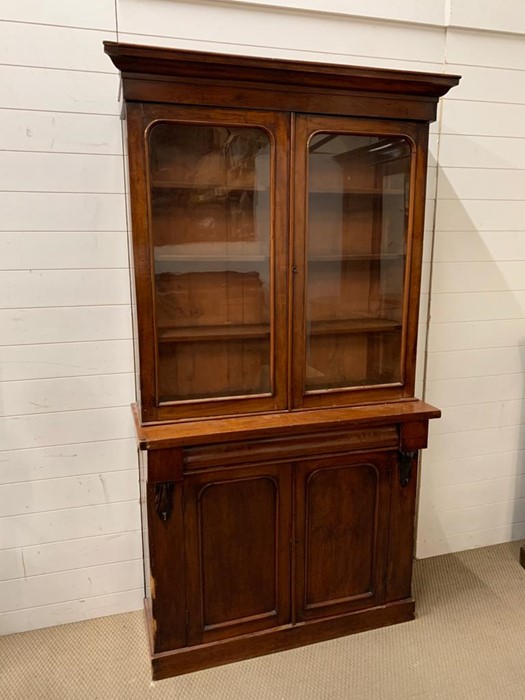 A mahogany library bookcase with cupboard to base AF (H200cm W105cm D40cm) - Image 11 of 11