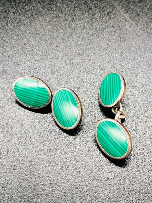 A pair of Gents silver cuff links with malachite