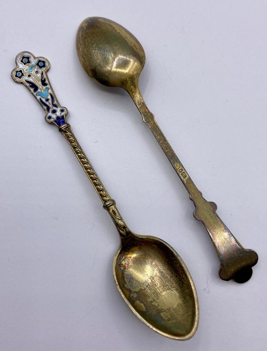 A boxed set of silver and enamel coffee spoons - Image 2 of 4