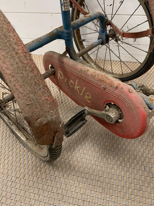 A Pashley child's tricycle with the words pickle on the side - Image 6 of 7