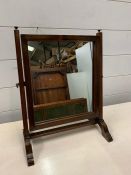 A mahogany dressing table mirror (H44cm W34cm)