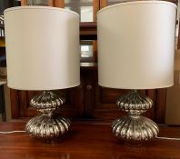 A pair of table lamps (H50cm)