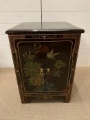 An oriental lacquer cabinet (H65cm W47cm D50cm)