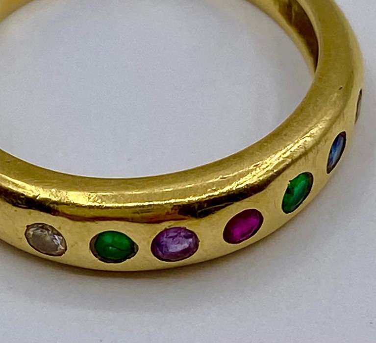 An 18ct gold seven stone ring (Total weight 3.5g) Size K 1/2 - Image 3 of 5