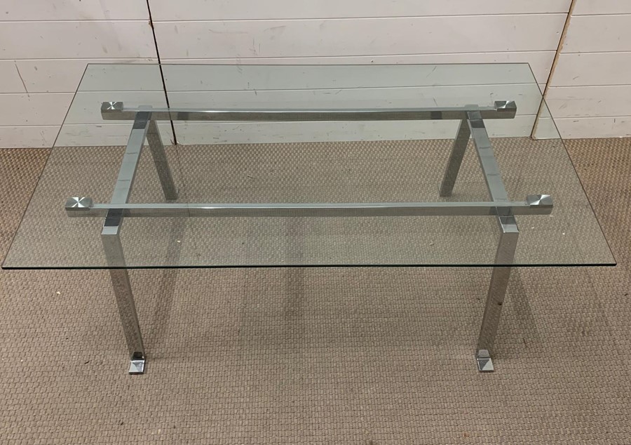 A glass and chrome coffee table (H46cm W120cm 72cm) - Image 2 of 3