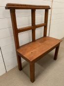 An oak settle or bench seat (H103cm W80cm D38cm)