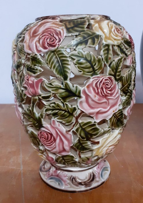 A pierced German vase and an English jar with low relief decoration, (23.5 tallest). (2) - Image 2 of 4