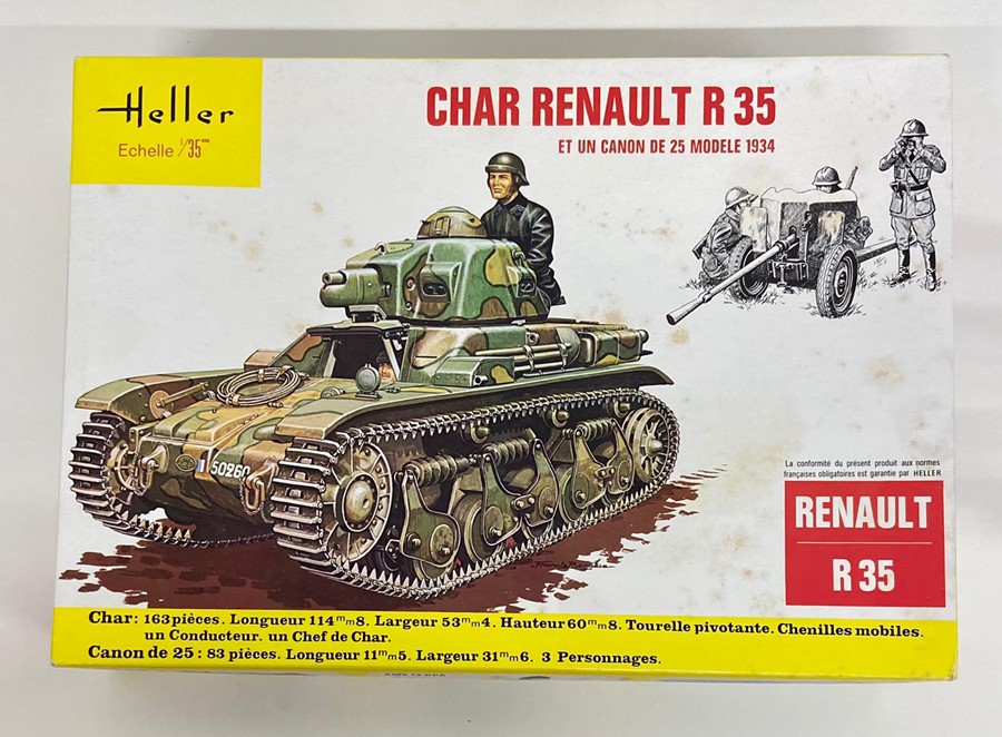 Three boxed tank model kits to include, Char Somua S35, Char Hotchkiss H35 and Char Renault R35 - Image 3 of 4