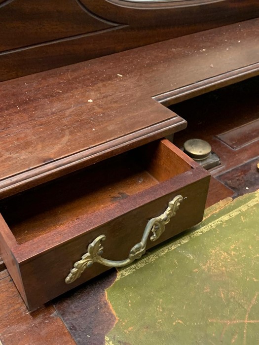 A mahogany writing desk with a mirrored back, glass ink well and green leather top AF (H105cm - Image 4 of 4