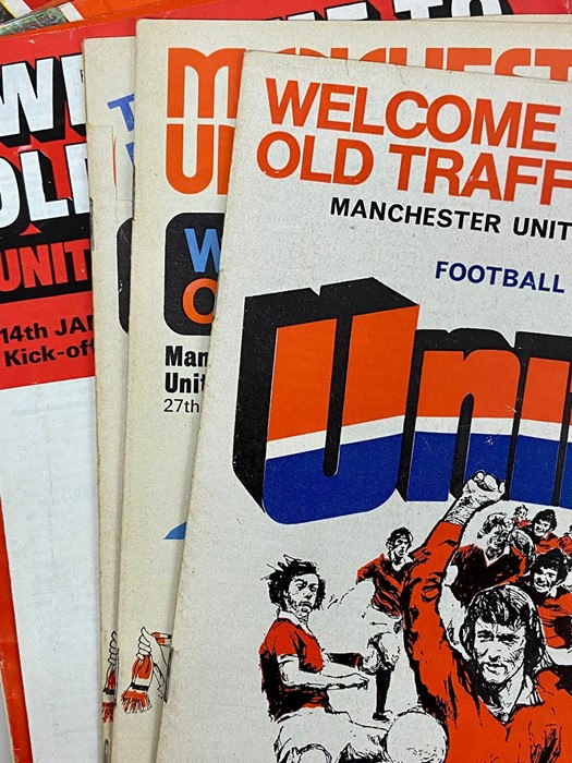 A Selection of Vintage Manchester Utd programmes and memorabilia - Image 4 of 4